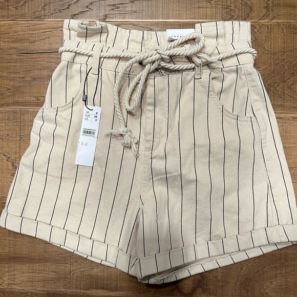 Topshop High-wasted Paper bag Shorts - Picture 1 of 1
